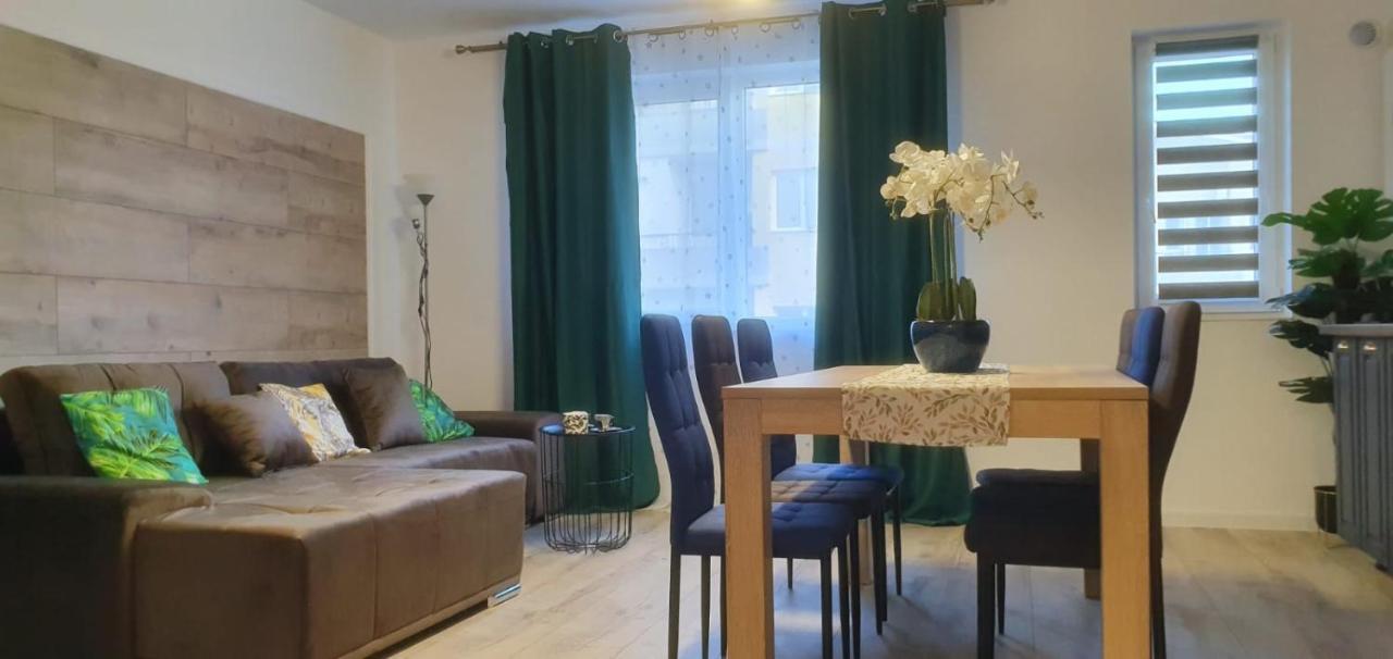 Viv Apartments 210 Floreşti エクステリア 写真