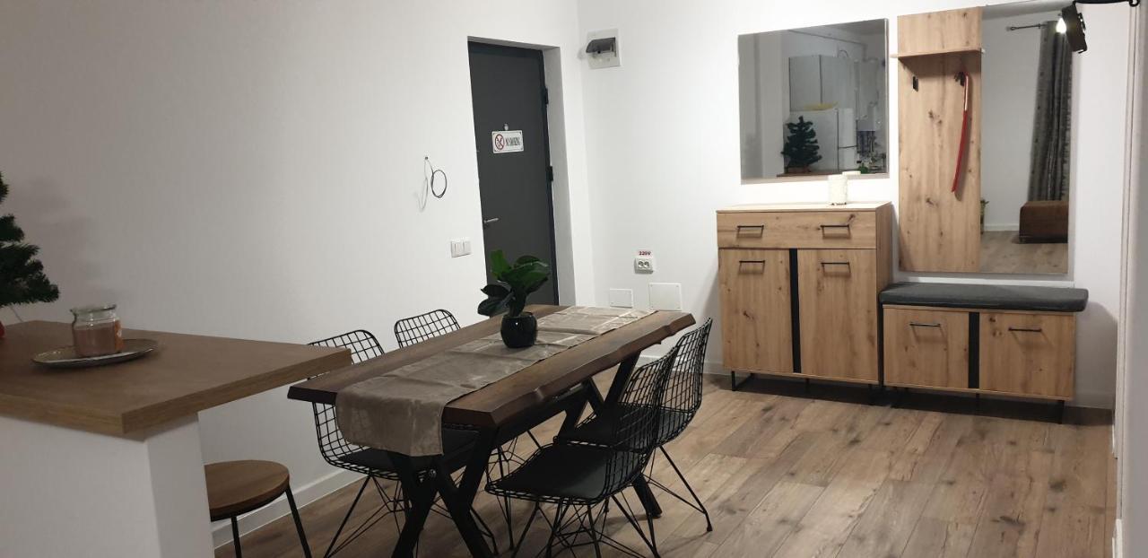Viv Apartments 210 Floreşti エクステリア 写真